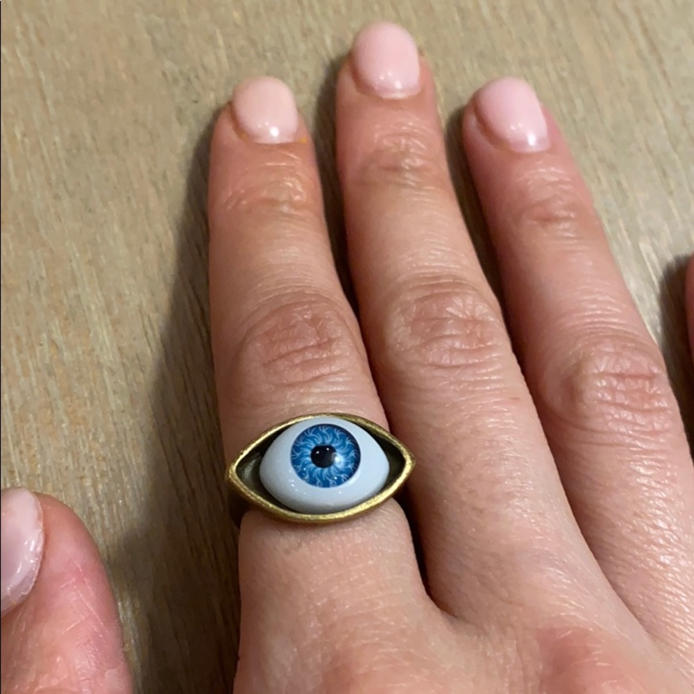 Evil eye ring 👁